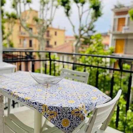 Casa Viola